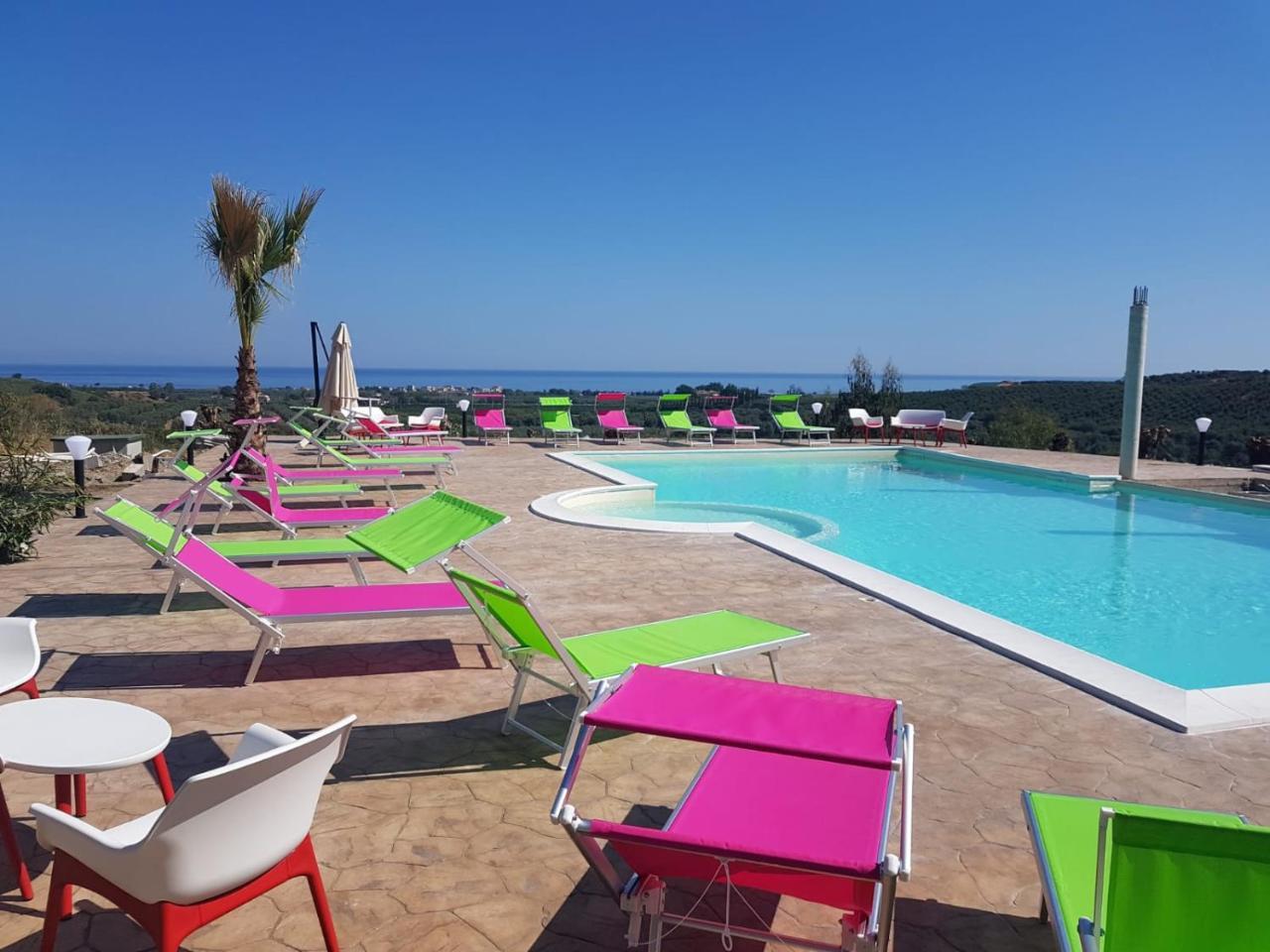罗萨诺 Agriturismo Armania酒店 外观 照片